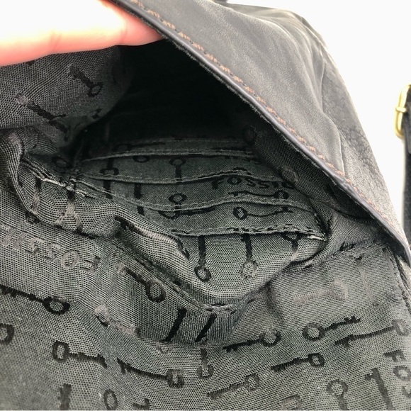 Fossil soft black leather crossbody purse - Picture 9 of 13